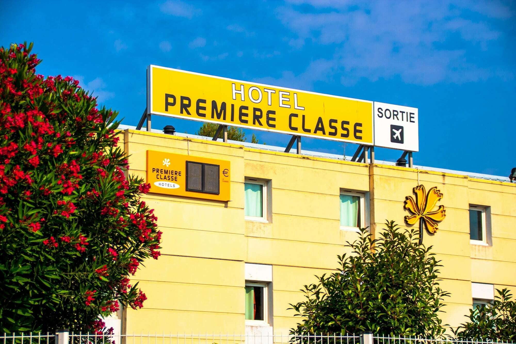 Greet Hotel Montpellier Aeroport Parc Des Expos Mauguio Zewnętrze zdjęcie